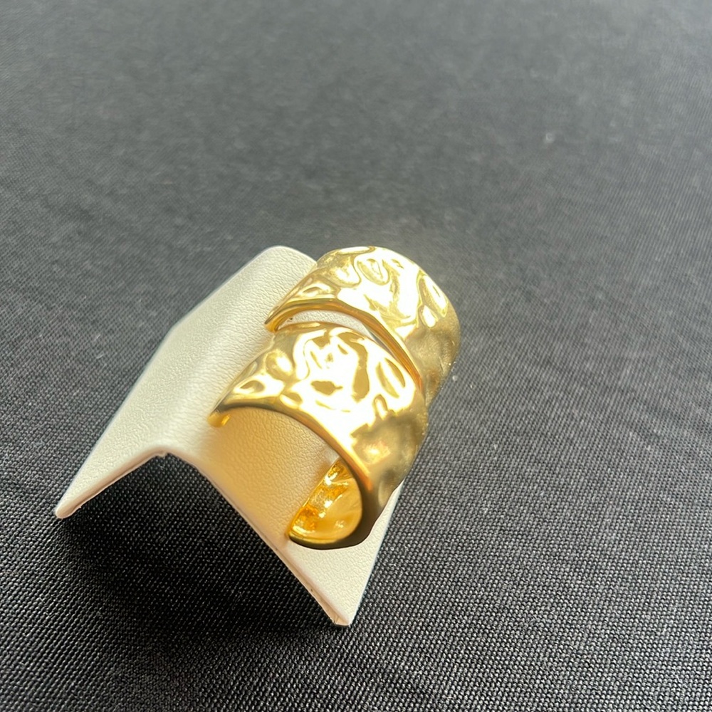 Gold earrings